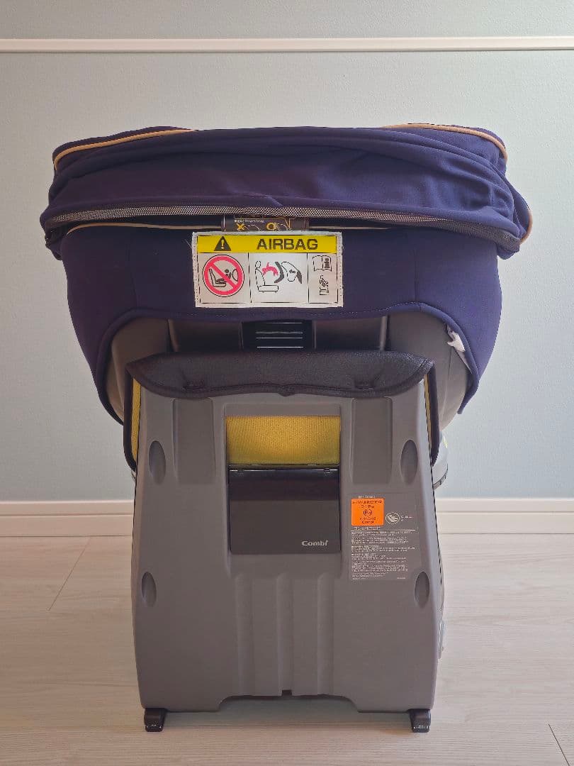 p*i様 コンビ combi ISOFIX チャイルドシート