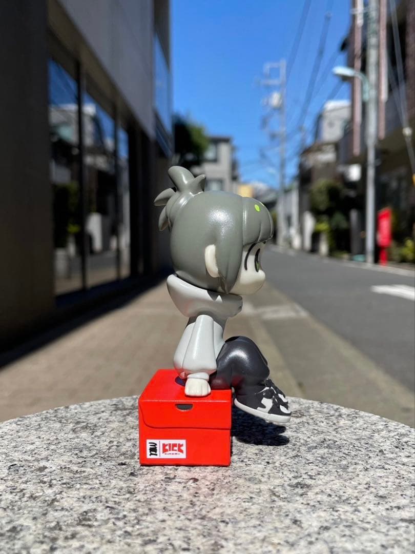 Sit Gal KICKちゃん（ノーマルゼロワン） ソフビ 新品 冊子付き - メルカリ