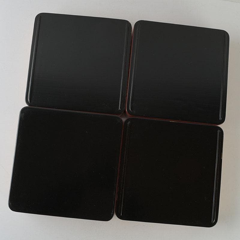 ゆりる　輪島塗　沈金蒔絵　菊彫文　手提四段重箱　共箱　M　R9137H