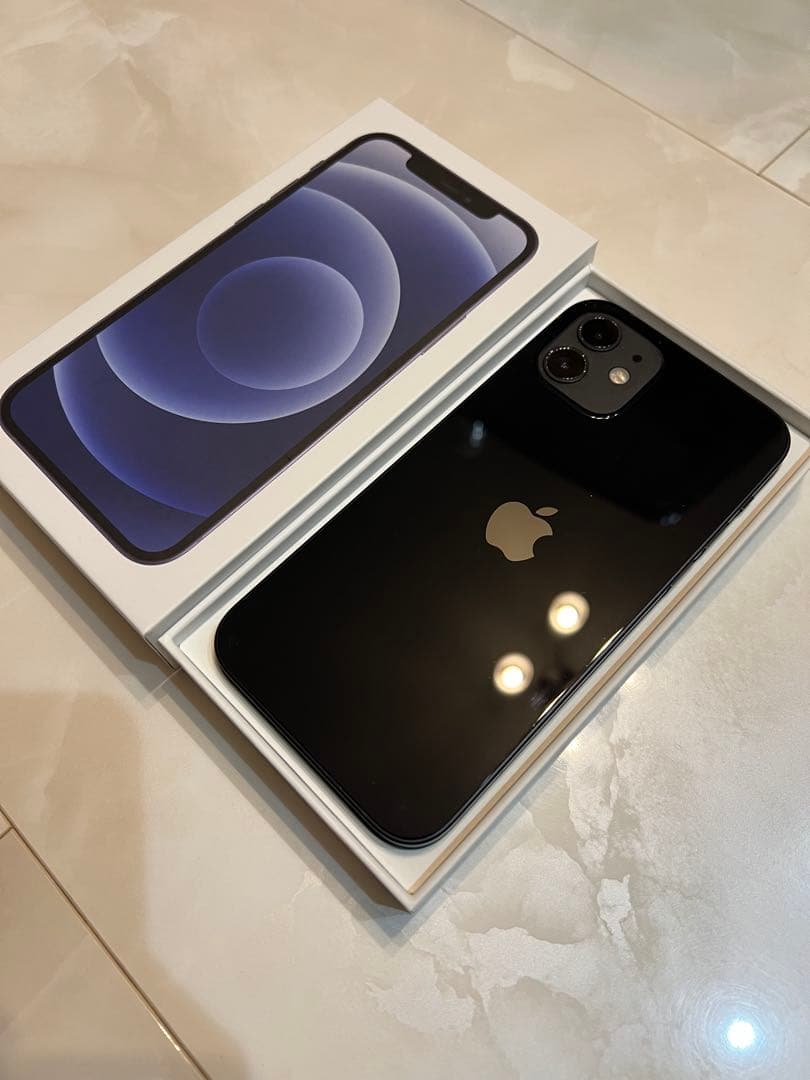 Apple iPhone 12 ブラック 本体SIMフリー