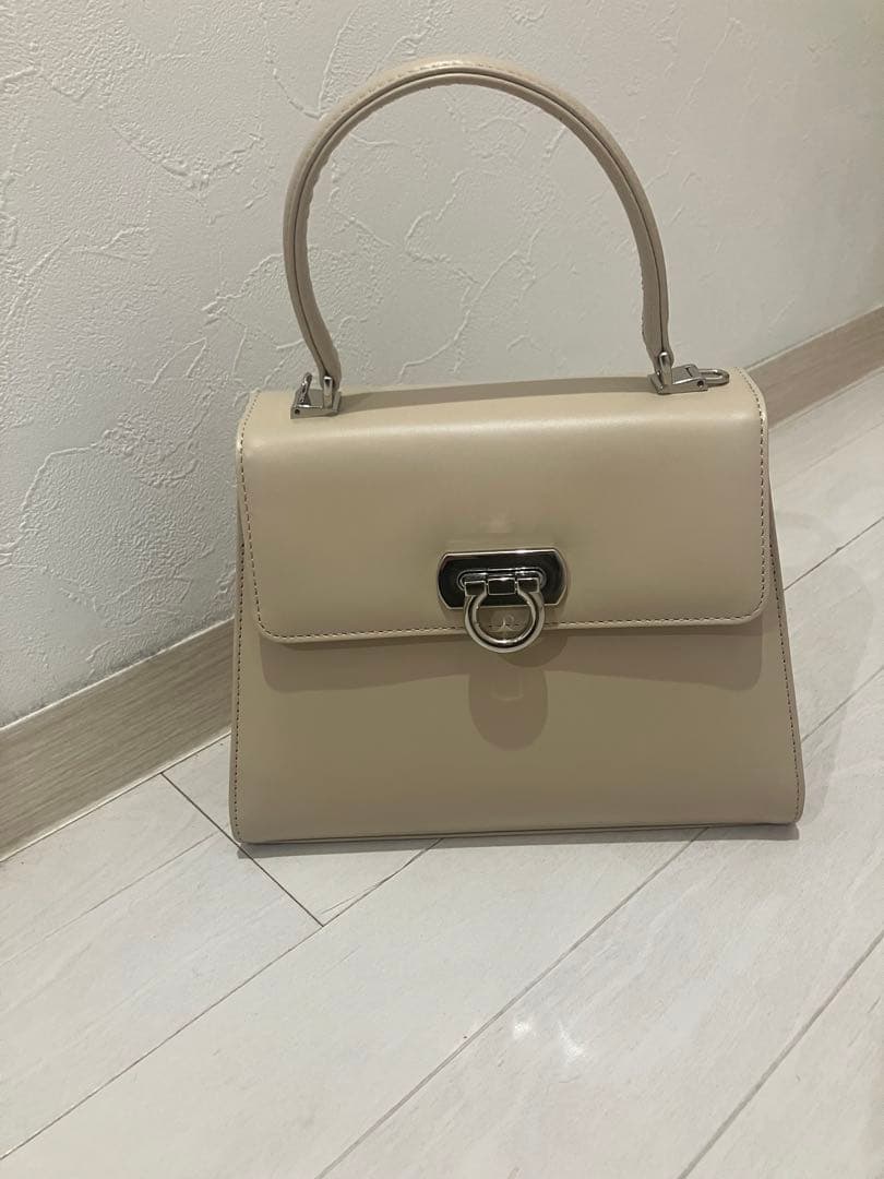 新品傳濱野2way ハンドバッグ ショルダーバッグ　ベージュ　フォーマルmimi