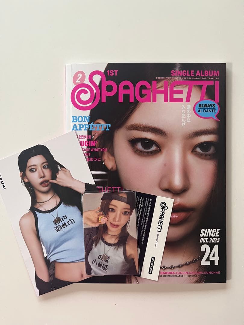 開封済み le sserafim spaghetti サクラ コンパクトver - メルカリ