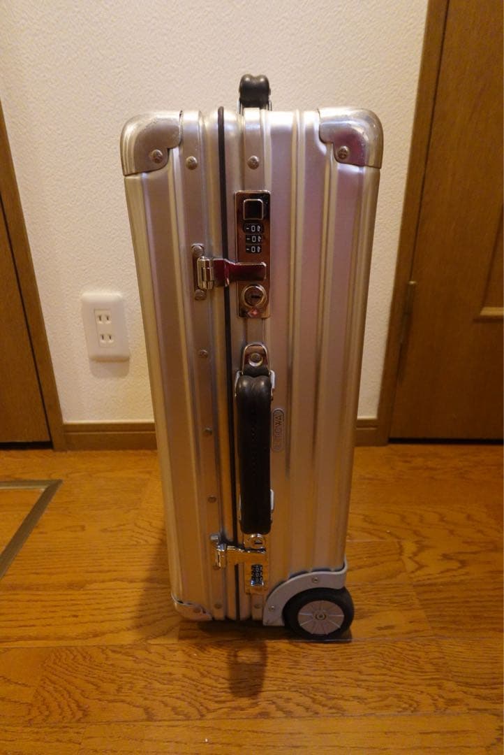 RIMOWA Classic Flight（クラシックフライト） 2輪 Rimowaリモワ