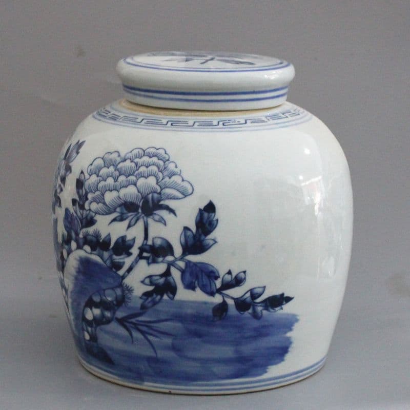 清末民国 鯖牡丹紋蓋缶 茶葉缶 景徳鎮 陶磁器 装飾品 工芸品美術品 置物