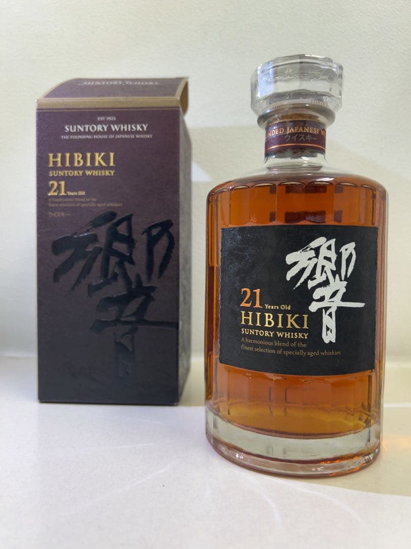 新品 サントリー HIBIKI 響 21年 700ml 箱付　ホログラム付 SUNTORY（サントリー） 響21年 ウイスキー 700ml 箱付き 現行品 大阪