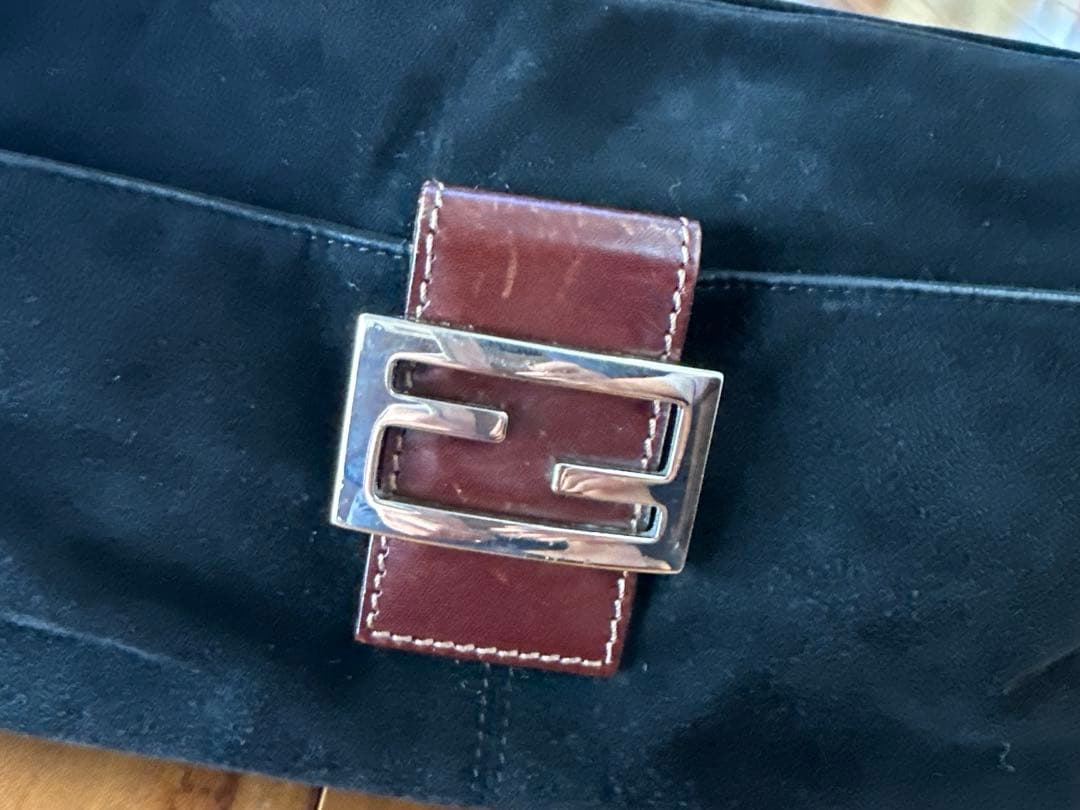 FENDI マンマバケット黒 スエード ショルダーバッグ