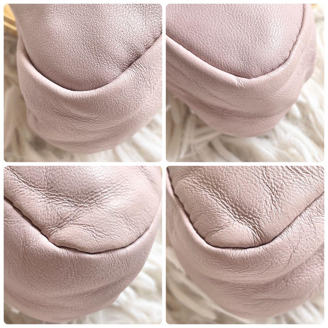 希少 美品 miumiu レザー がま口 ケース フロスティピンク