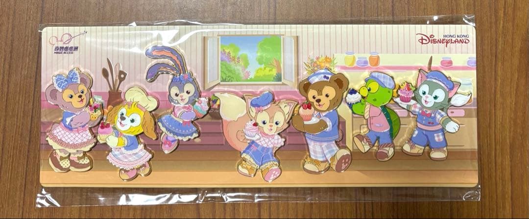香港ディズニー ダッフィーアンドフレンズ ピンバッジセット 年パス特典