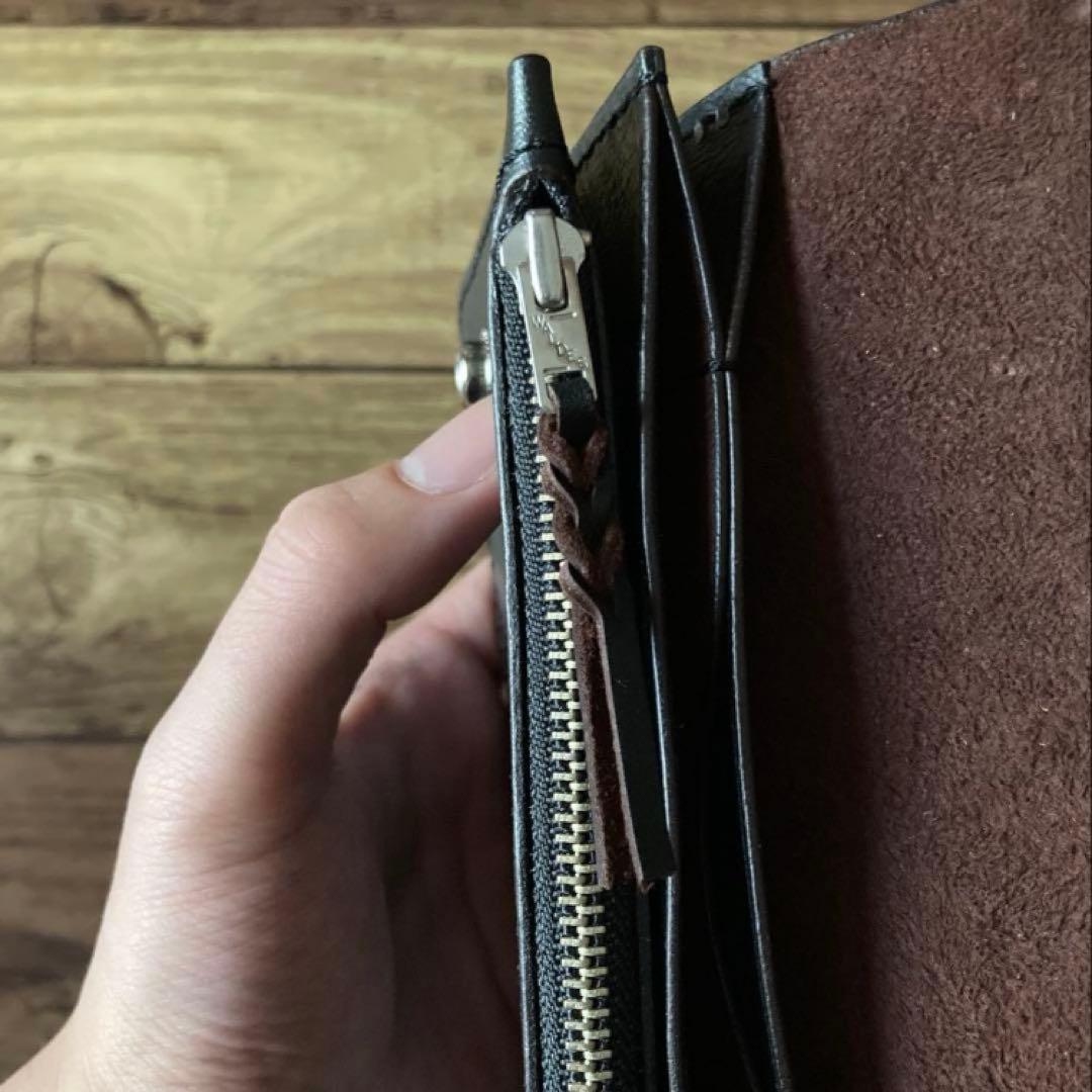 【まき】ミドルトラッカーウォレット アポロコンチョ【お札を折らずに収納】