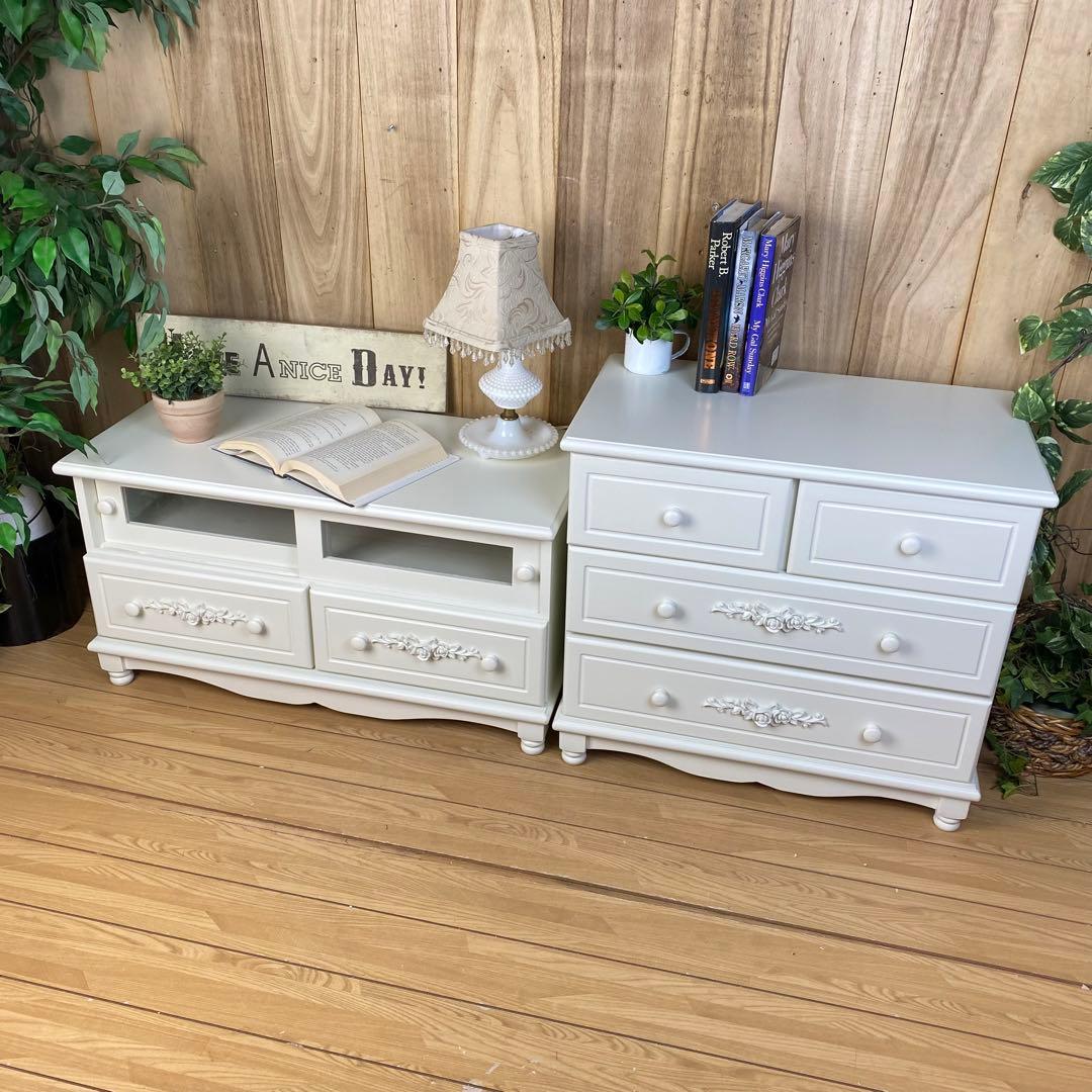 フレンチカントリー北欧調ホワイトガラスキャビネット二点セットテレビ