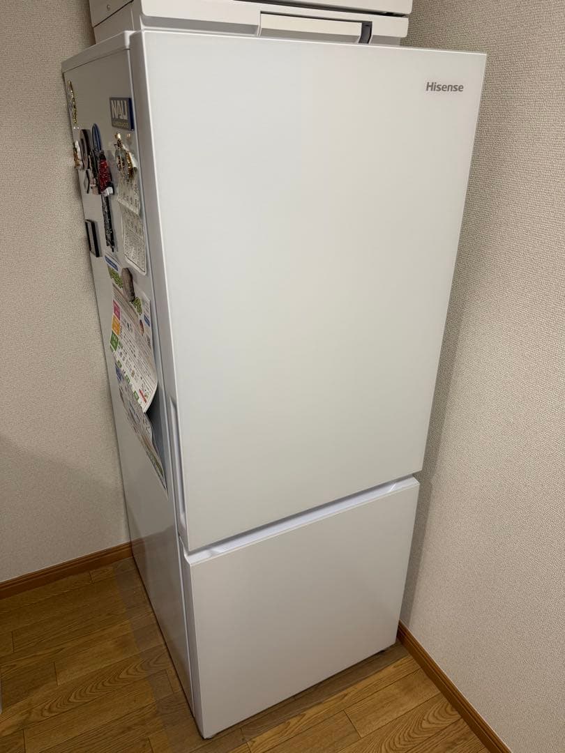 【美品】Hisense 冷蔵庫 HR-G260HW 257L