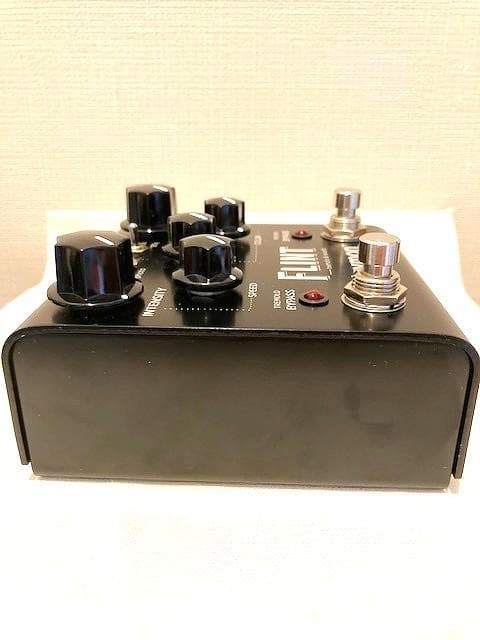 strymon FLINT トレモロ & リバーブ