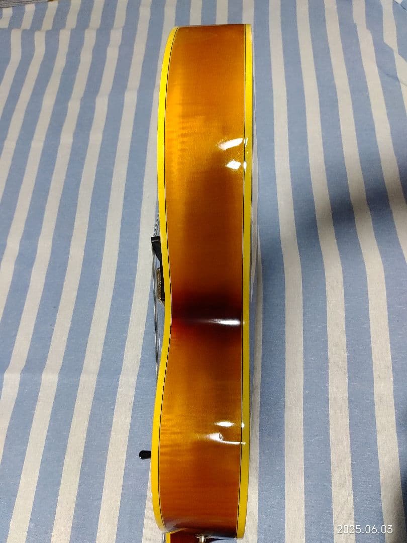 Epiphone Joe Pass Emperor Ⅱ 1990年代です。