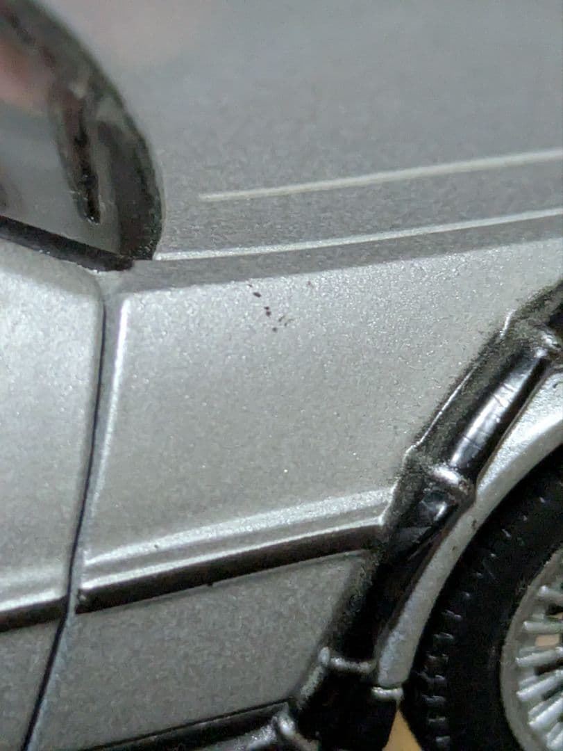 WELLY　　バックトゥザフューチャーPART2 デロリアン　1/24