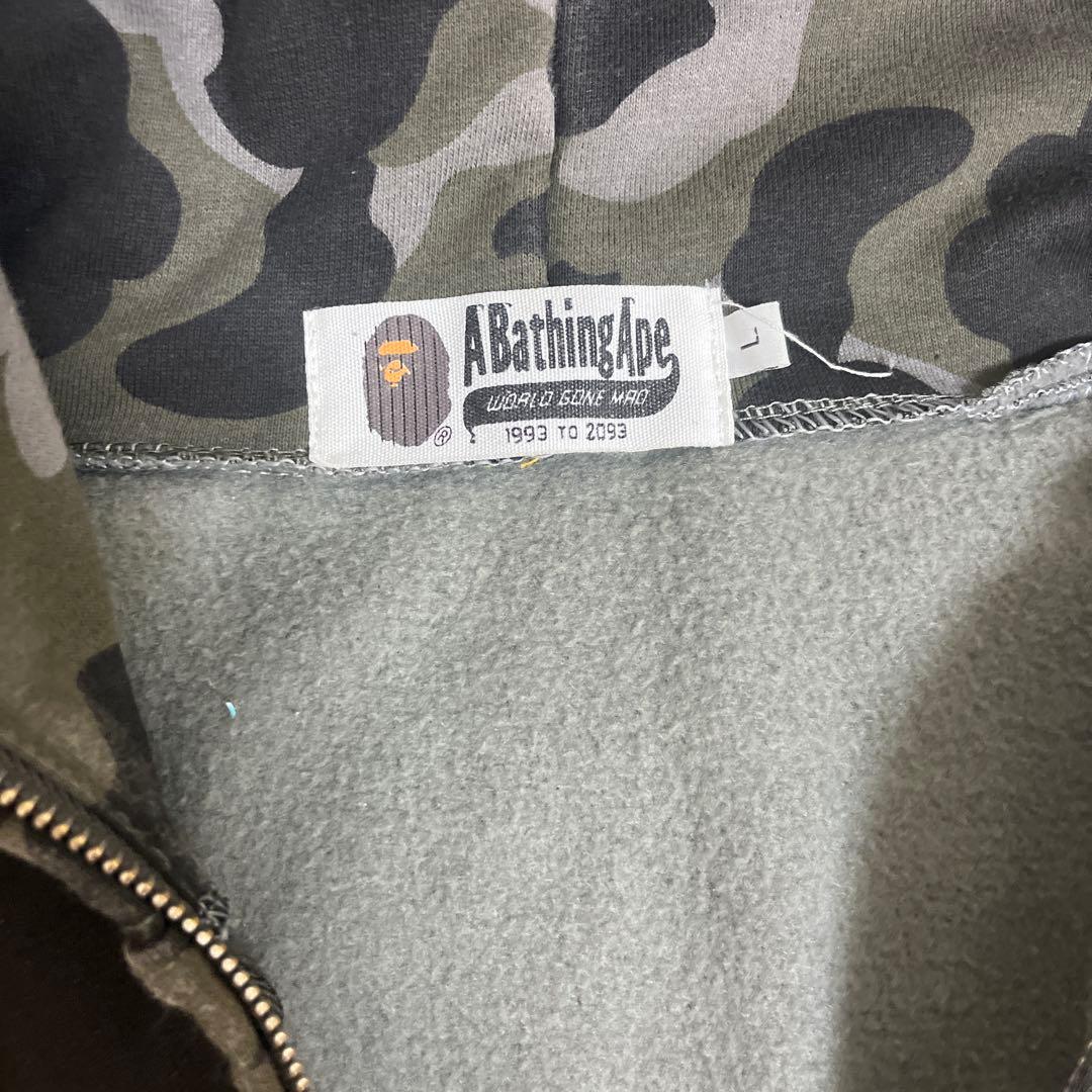 A・BATHING APE アベイシングエイプ シャークパーカー
