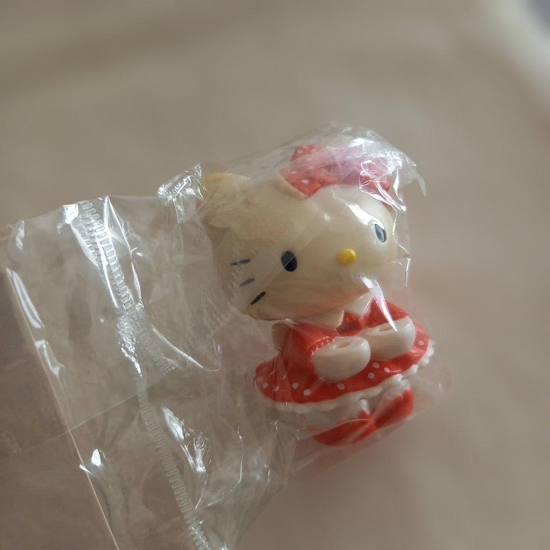 ハローキティ アクセサリートレイ キャラクターコレクション 8個セット