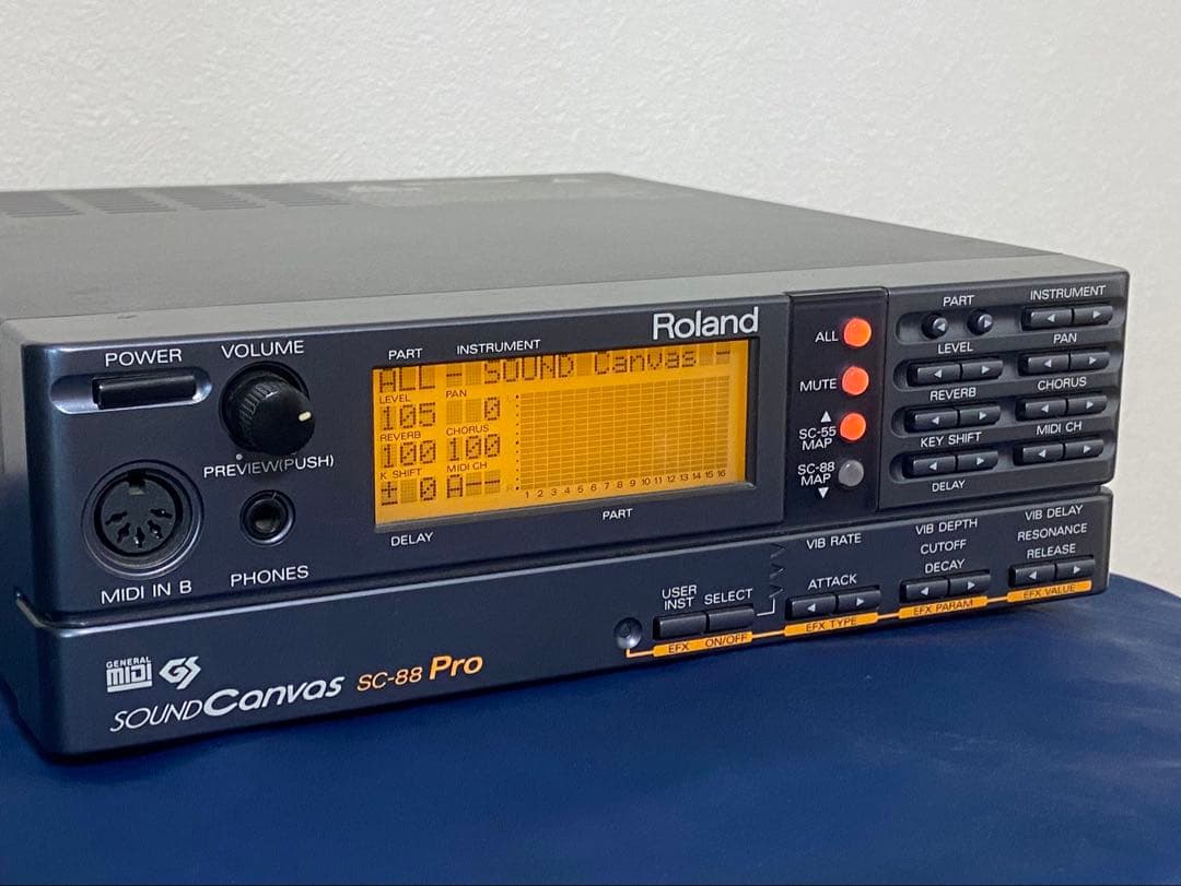 Roland SC-88Pro MIDI音源モジュール 通電確認済み 説明書付