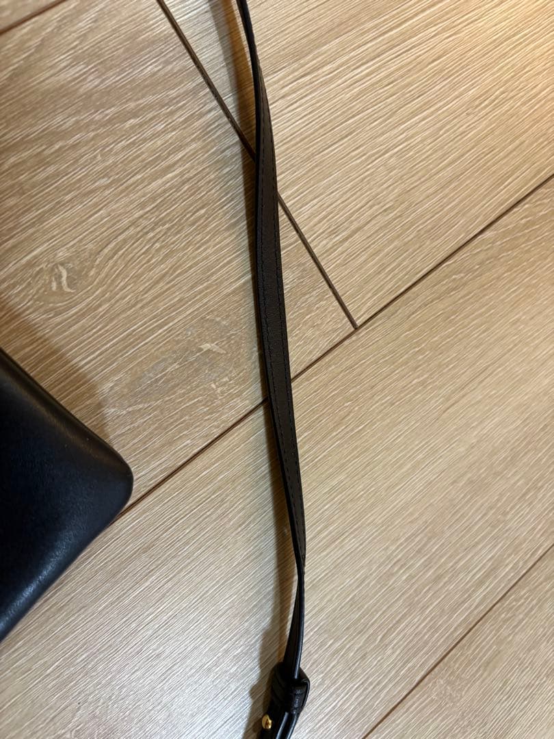 最終価格CELINE トリオショルダーバッグ ブラックスモール