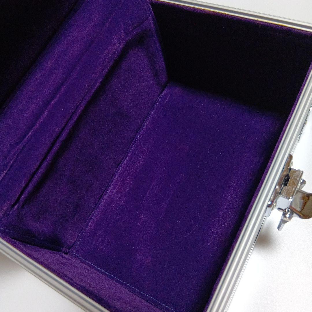 ハローキティ　海外限定　平成レトロ　メイクボックス　コスメボックス　2001年