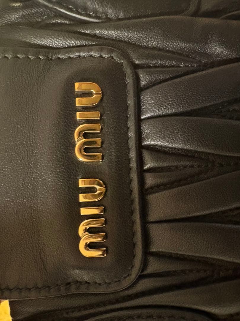 〈週末限定値下げ！〉MIU MIU マテラッセ 2WAY ギャランティカード付き