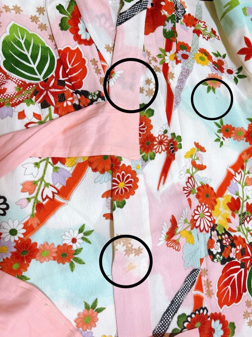 人気のアンティーク着物♡七五三　7歳　女の子　フルセット　一式　白　ゴールド