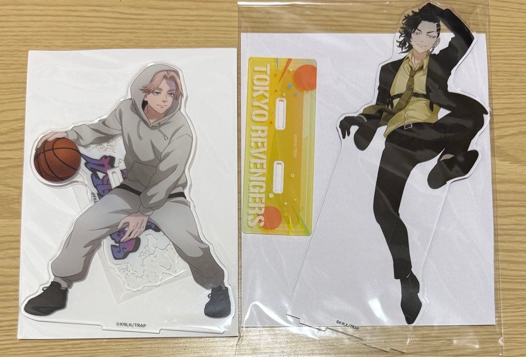 【まとめ売り】東京リベンジャーズ　BIGアクリルスタンド　乾青宗　九井一