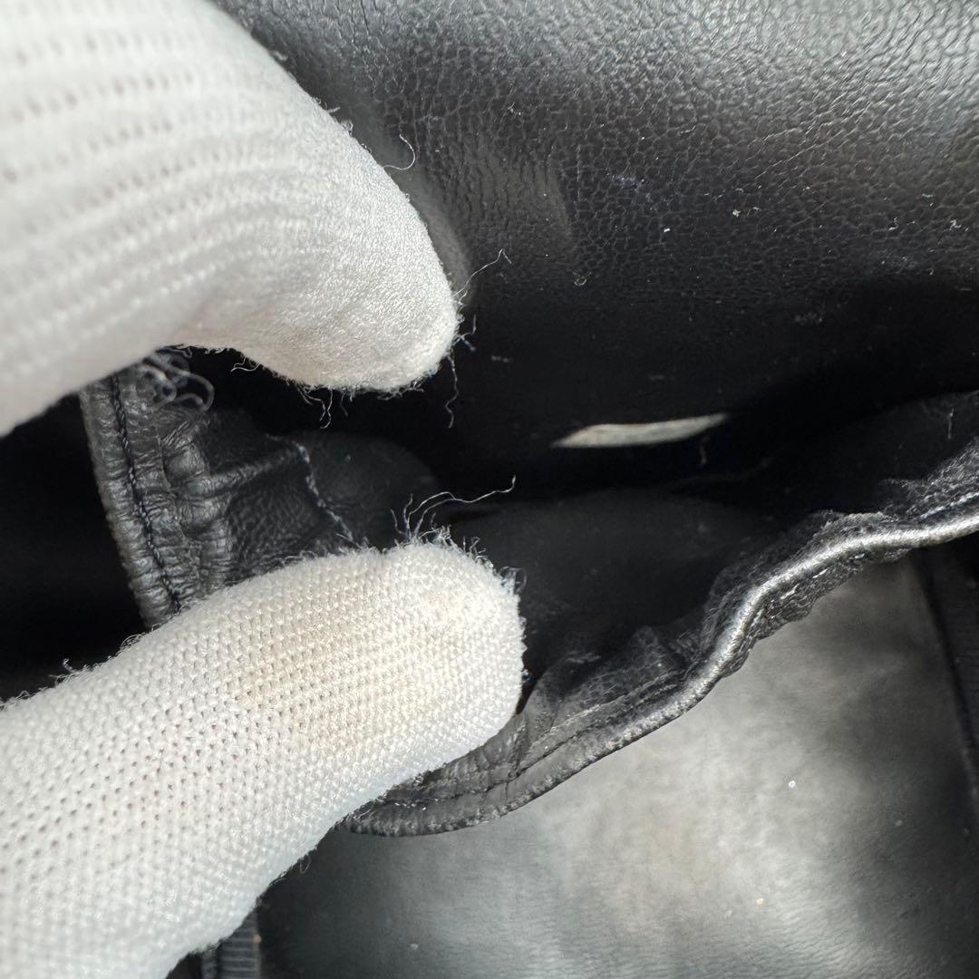 CHANEL シャネル　バニティバッグ　ブラック　エナメル　ココマーク　シール有