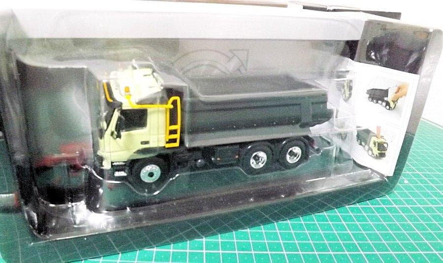 【新品】VOLVO FMX 6×4　Tipper トラック 1/50 スケール