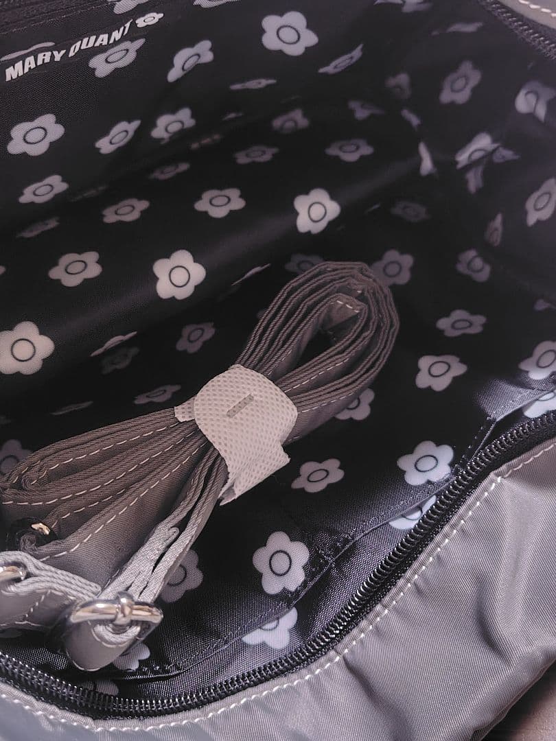 【新品・タグ付き】ナイロンデイジーステッチショルダーバック