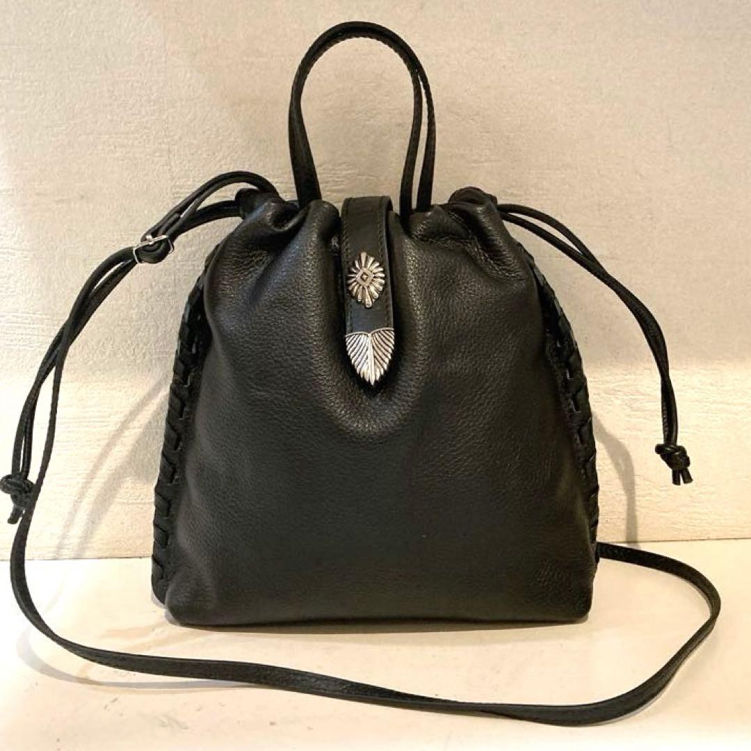 【美品】ear PAPILLONNER バックル巾着ショルダーバッグ　S 黒