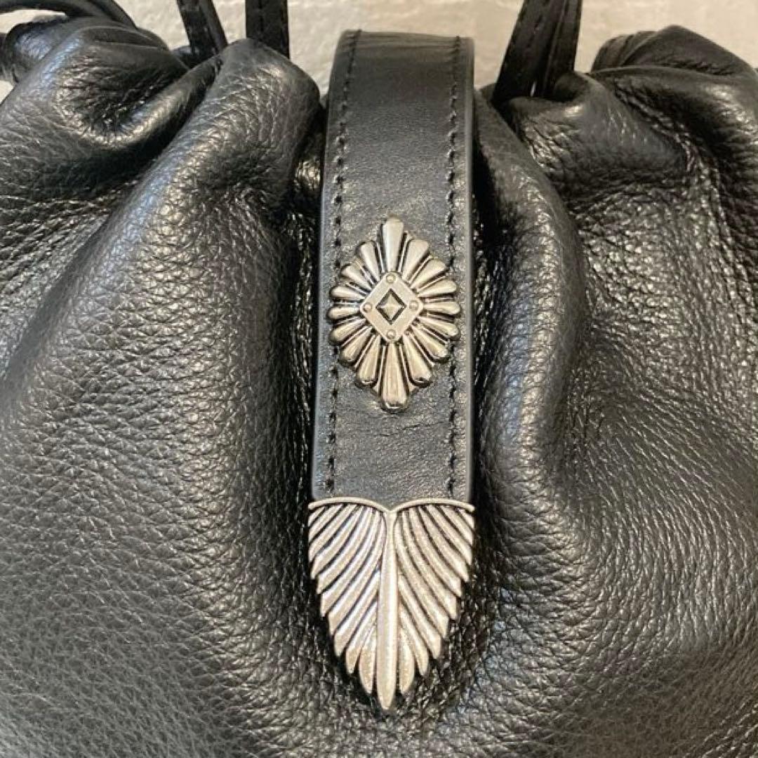 【美品】ear PAPILLONNER バックル巾着ショルダーバッグ　S 黒