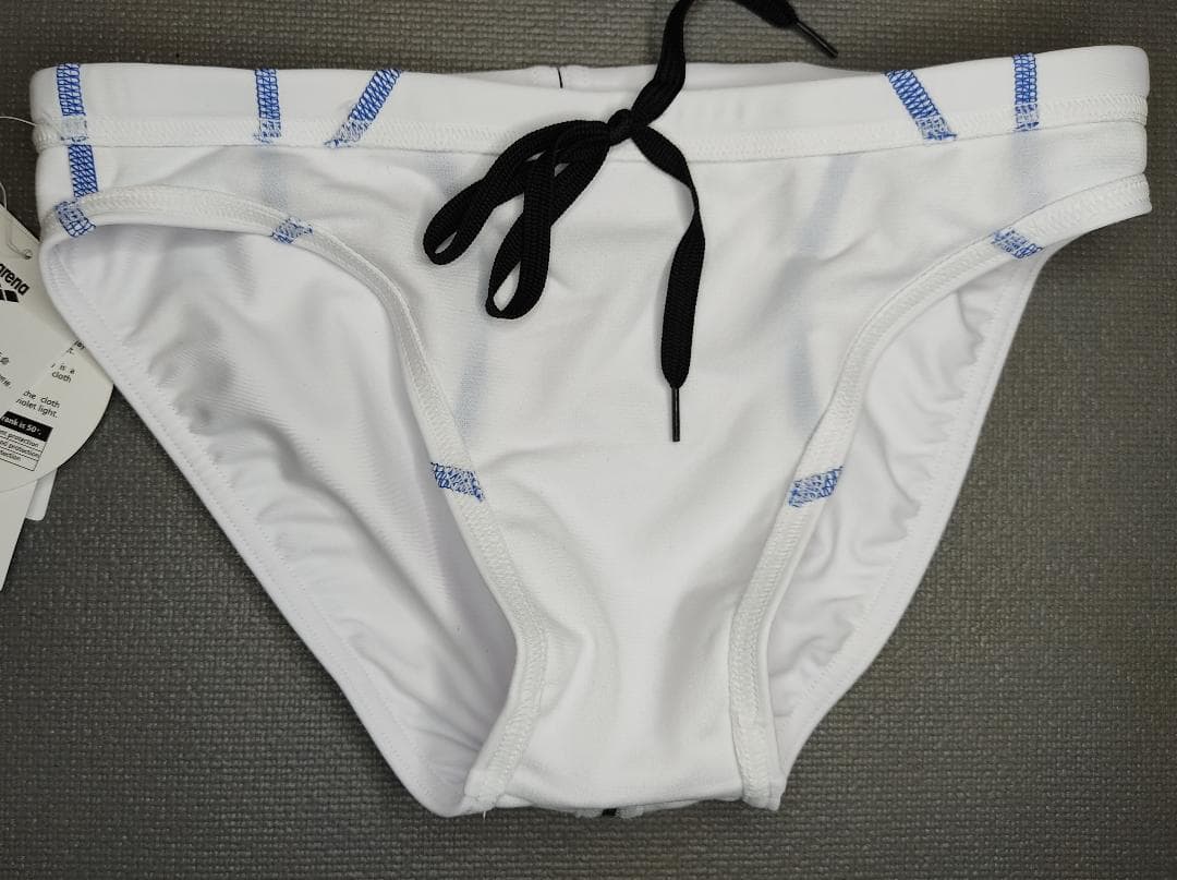 ベスト 【新品】ARENA（アリーナ） 水着 競パン（海外モデル）Mサイズ