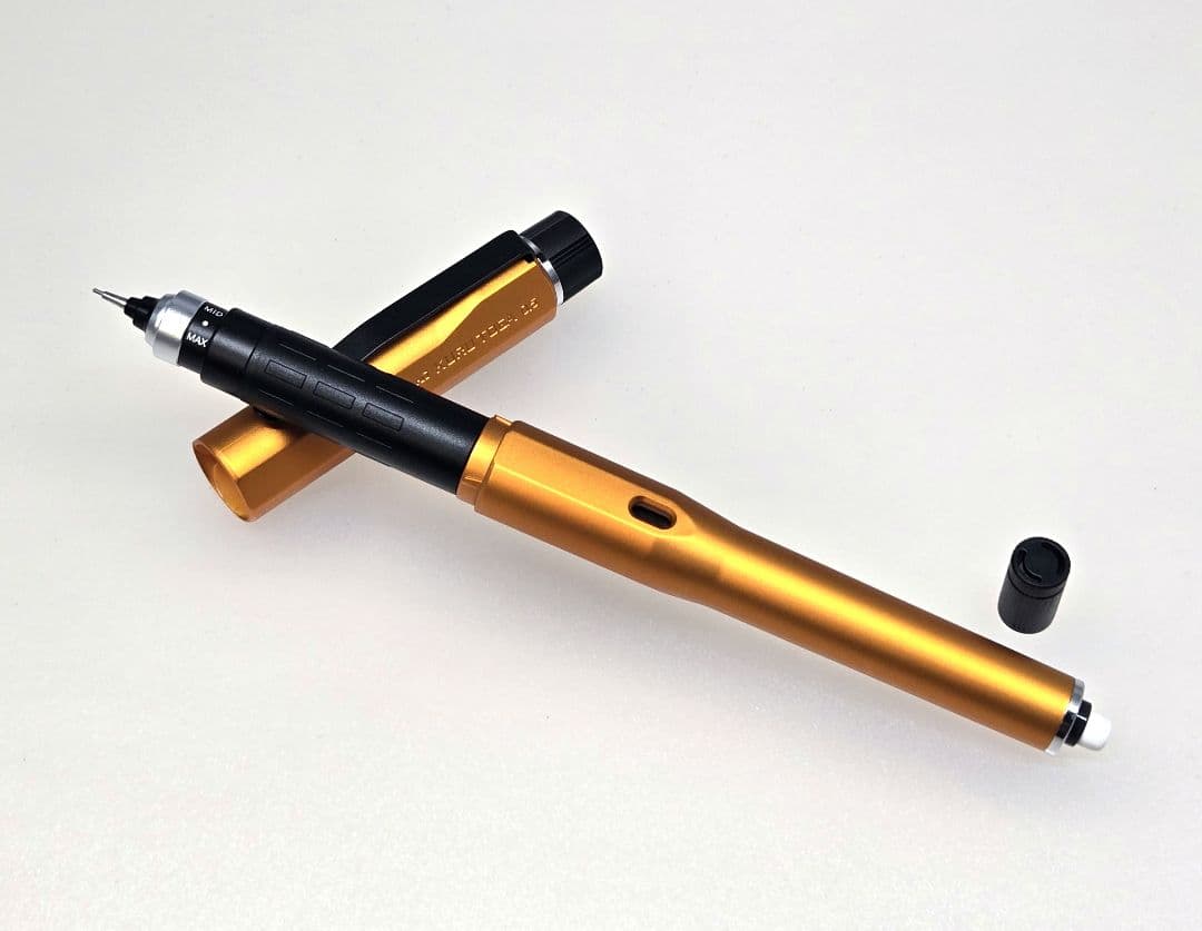 多趣味な中年！uni KURUTOGA DIVE シャープペンシル 本体