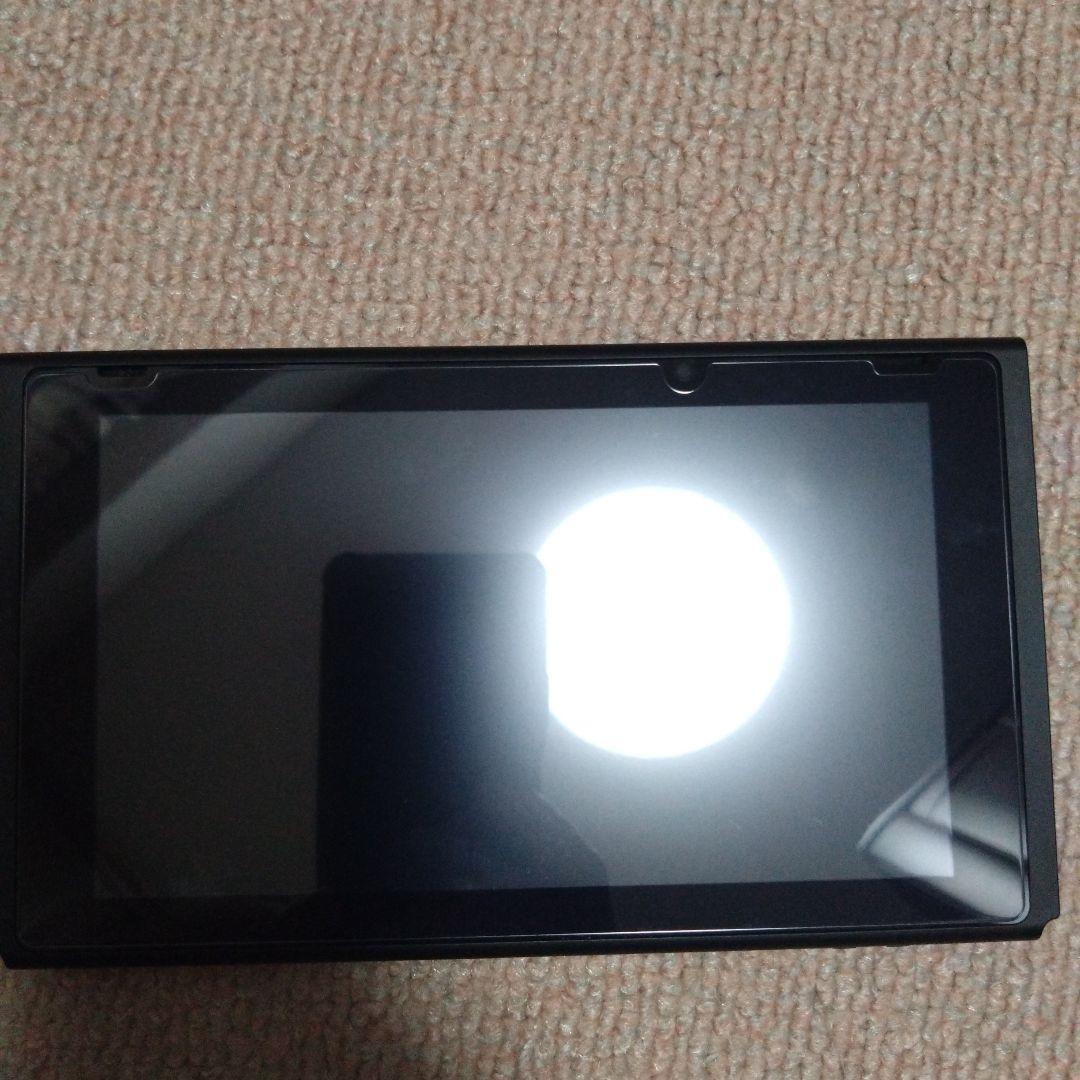 ほぼ未使用に近いNintendo Switch ネオンブルー/ネオンレッド 本体