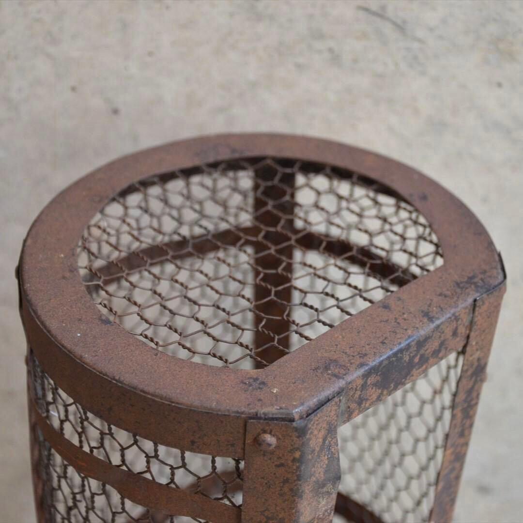 明治時代 鉄製 筒型行燈 置行燈 オブジェ 骨董品 アンティーク レトロ