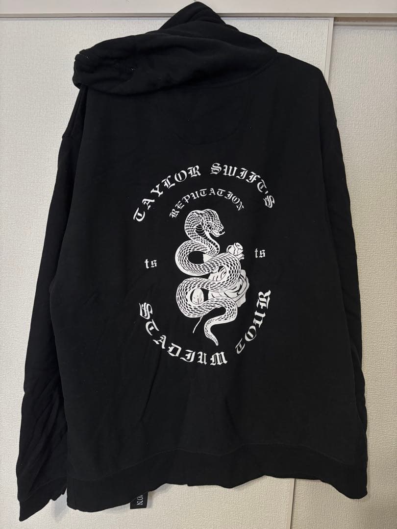 Taylor Swift スネークパーカー【Mサイズ】