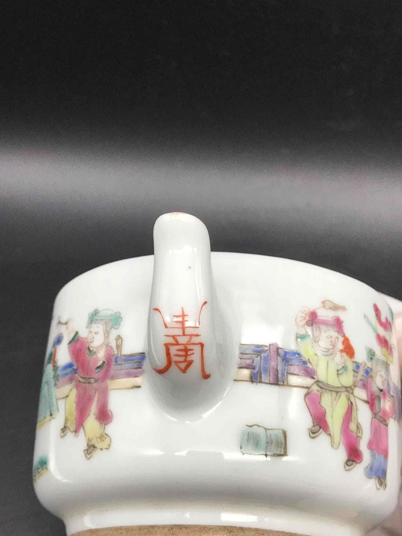 中国古美術 清同治 「同治年製」在銘 粉彩桃寿紋子供