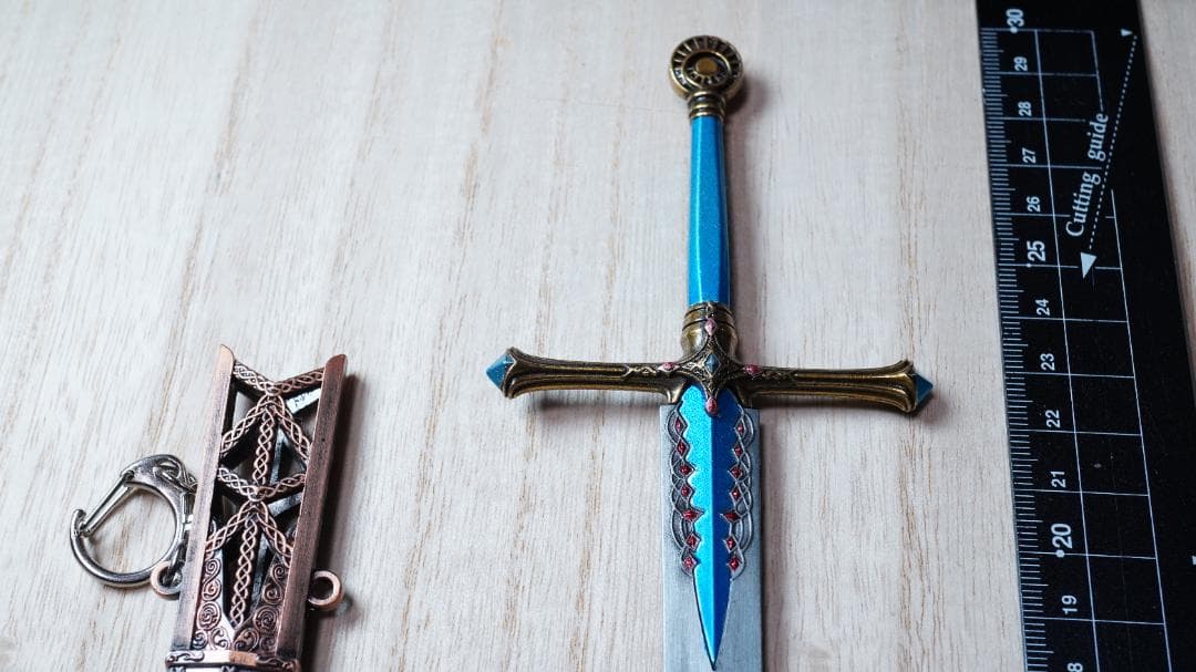 30cmカーリアの騎士剣 エルデンリング ミニ武器 キーホルダー アクセサリ