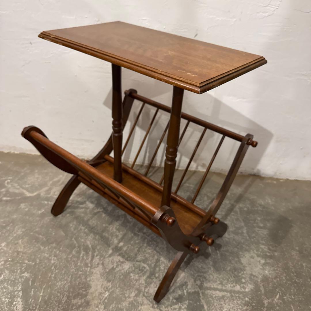 ヴィンテージ 木製サイドテーブル マガジンラック付き