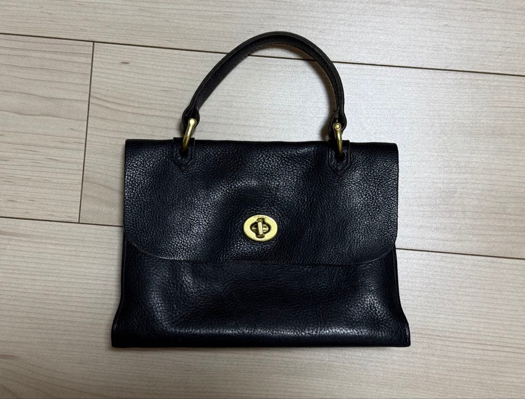 【MIMIBERRY HEBE】ミミベリー　黒のレザーショルダーバッグ