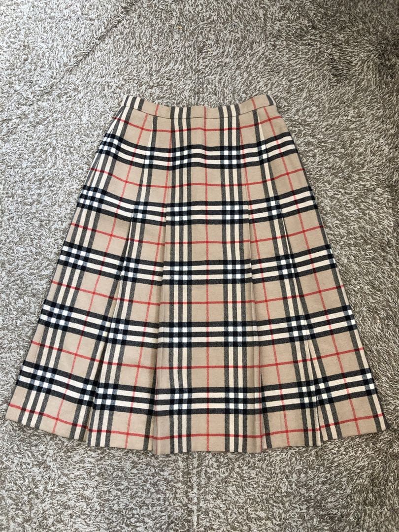 BURBERRY バーバリー　ノヴァチェック　ノバチェック　スカート　ベージュ