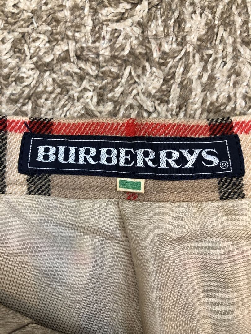 BURBERRY バーバリー　ノヴァチェック　ノバチェック　スカート　ベージュ