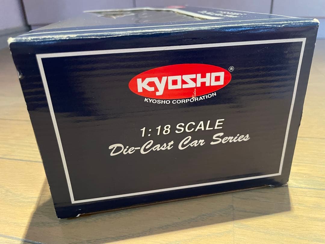 KYOSHO CATERHAM SUPER 7 1:18 ダイキャスト