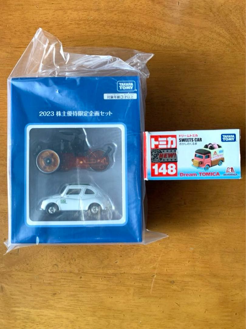 トミカ　株主優待品　まとめ売り　+おかしのくるま