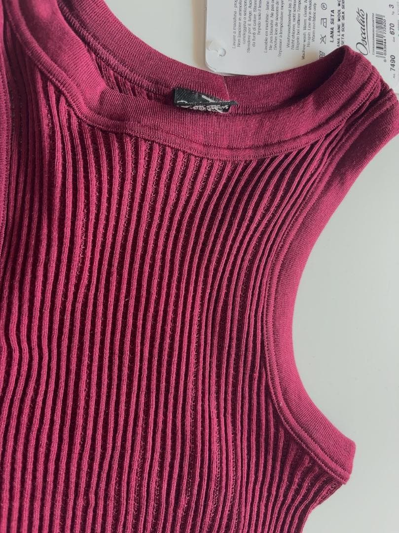 M（３）☆Oscalitoオスカリート　ノースリーブトップ　　シルク混　ウール