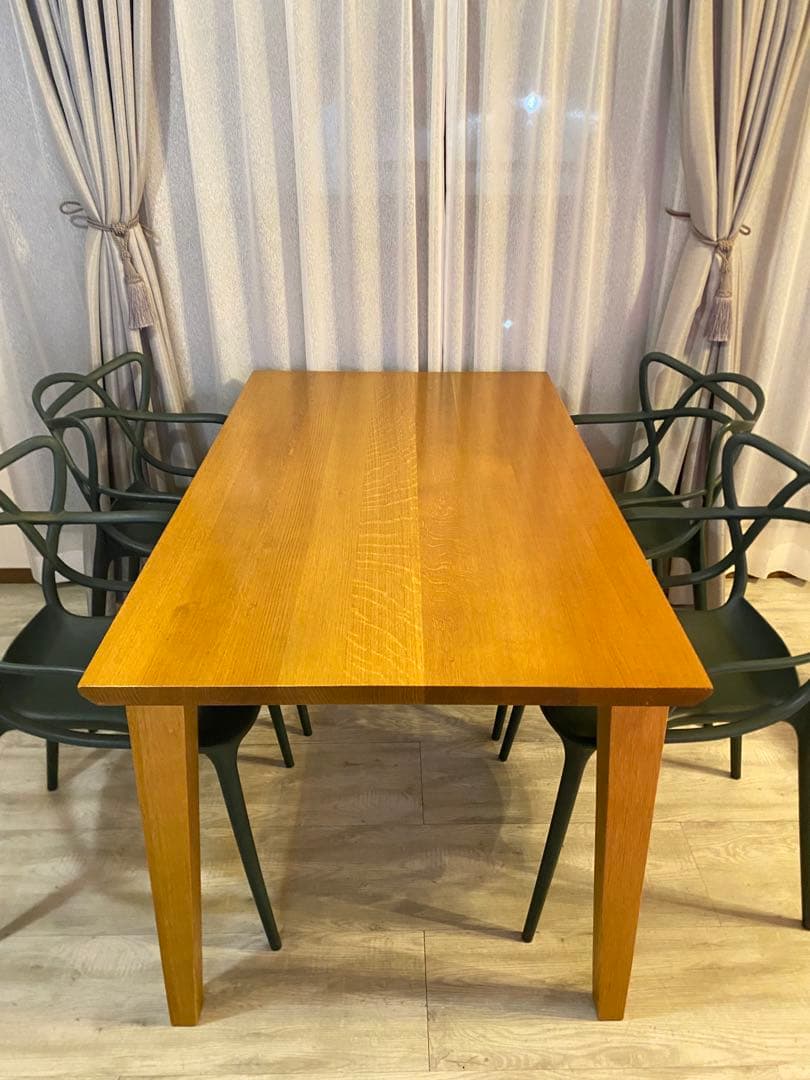 【海が好き　】定価11万円　大塚家具　　ダイニング　テーブル　机　関