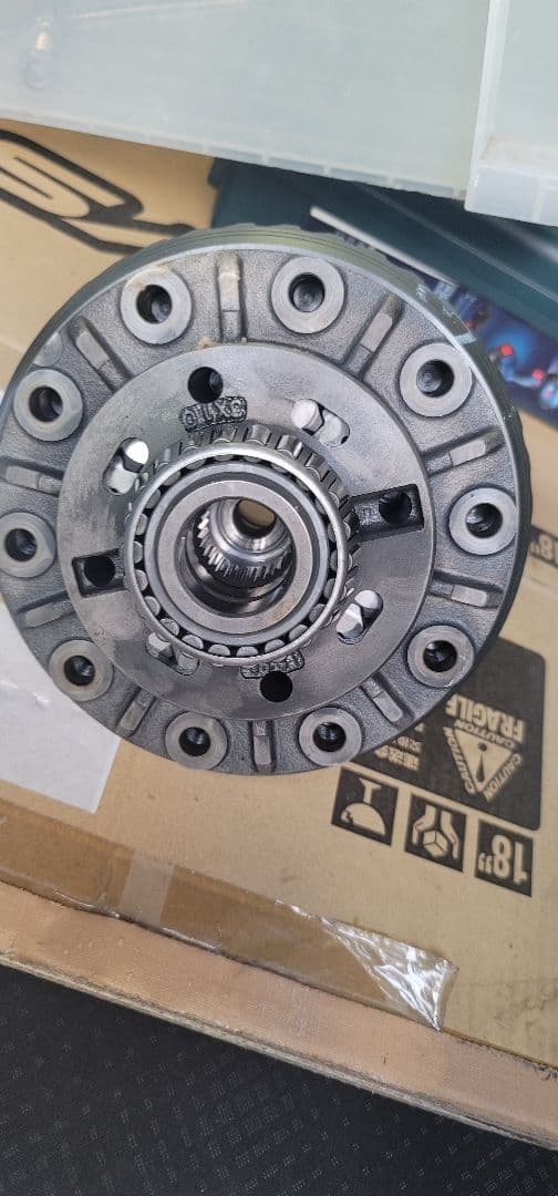 GR86 純正トルセンLSD ハイエース　流用