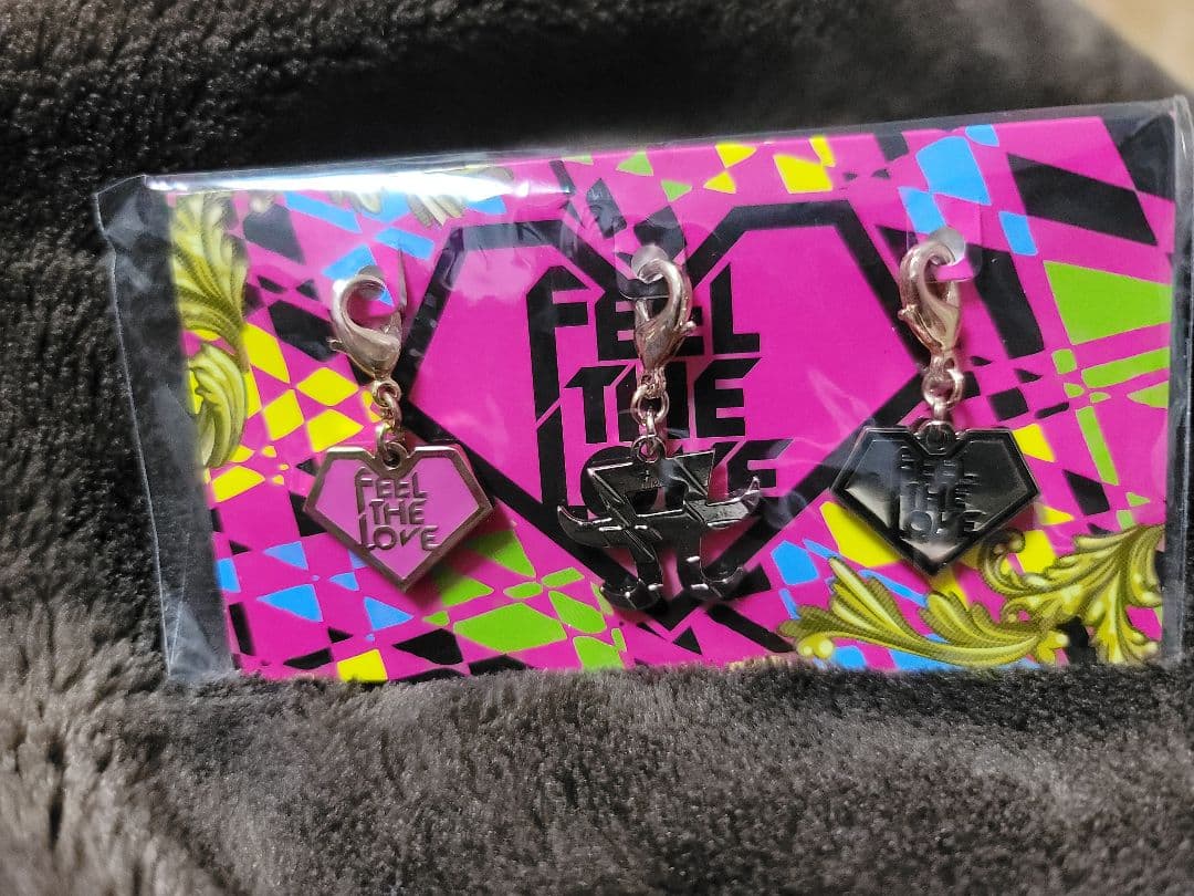 浜崎あゆみ ロゴチャームセット 今となっては買えないレア - メルカリ