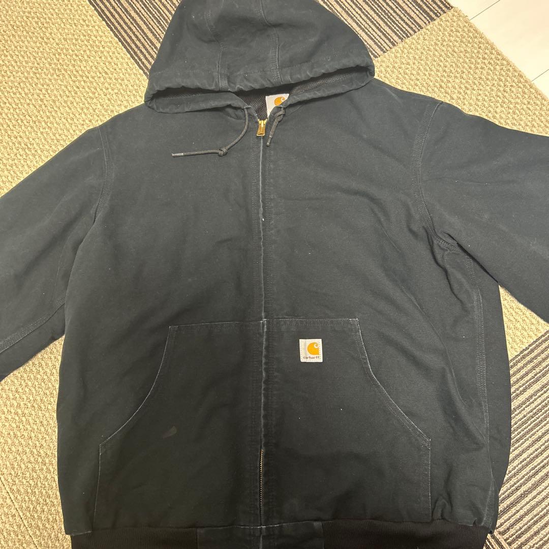 Carhartt ブラック アクティブジャケット