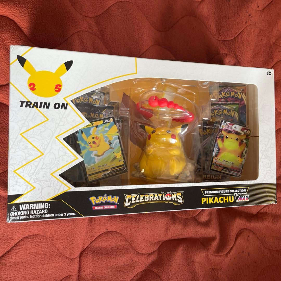 ポケモンカード ピカチュウVMAX フィギュア プロモ セレブレーション ポケモンカード ピカチュウVMAX フィギュア プロモ セレブレーション